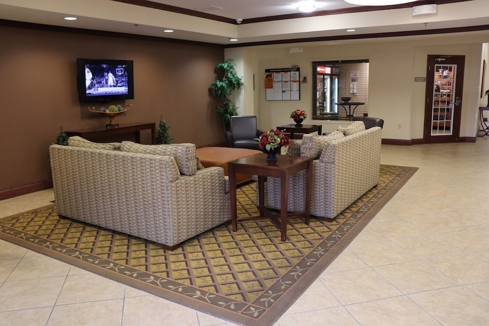 Candlewood Suites Cape Girardeau by IHG - photo 81