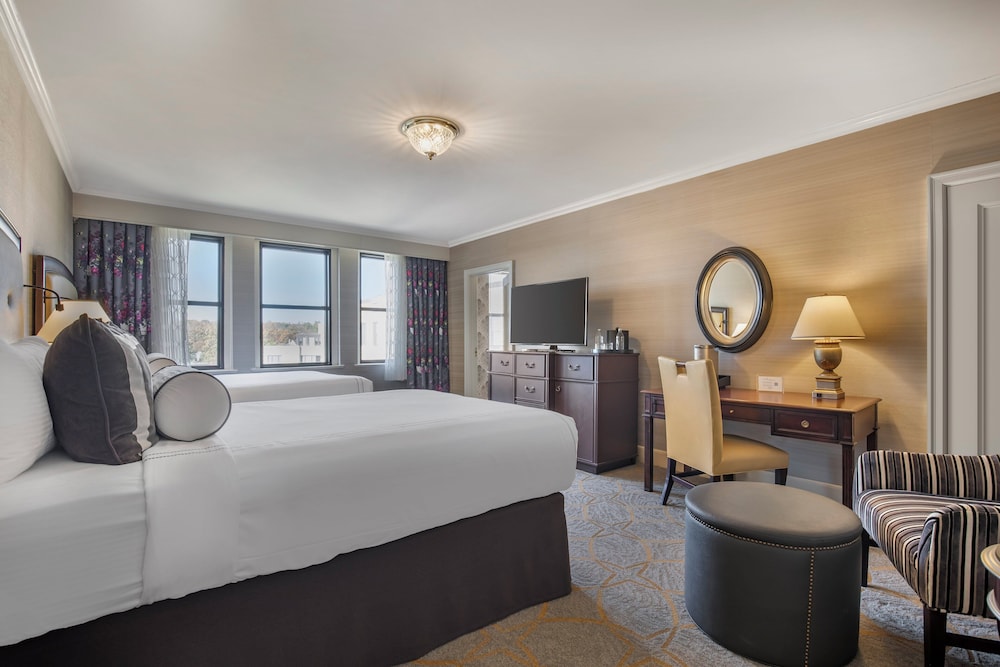 Omni Shoreham Hotel - photo 30