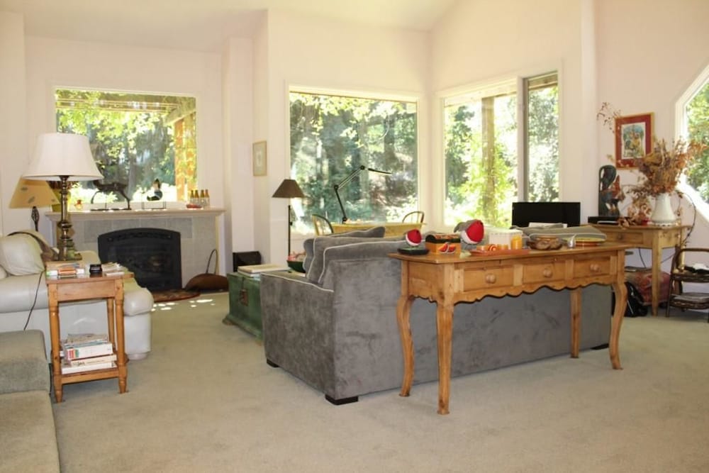 Glen Cameron Holiday - photo 6