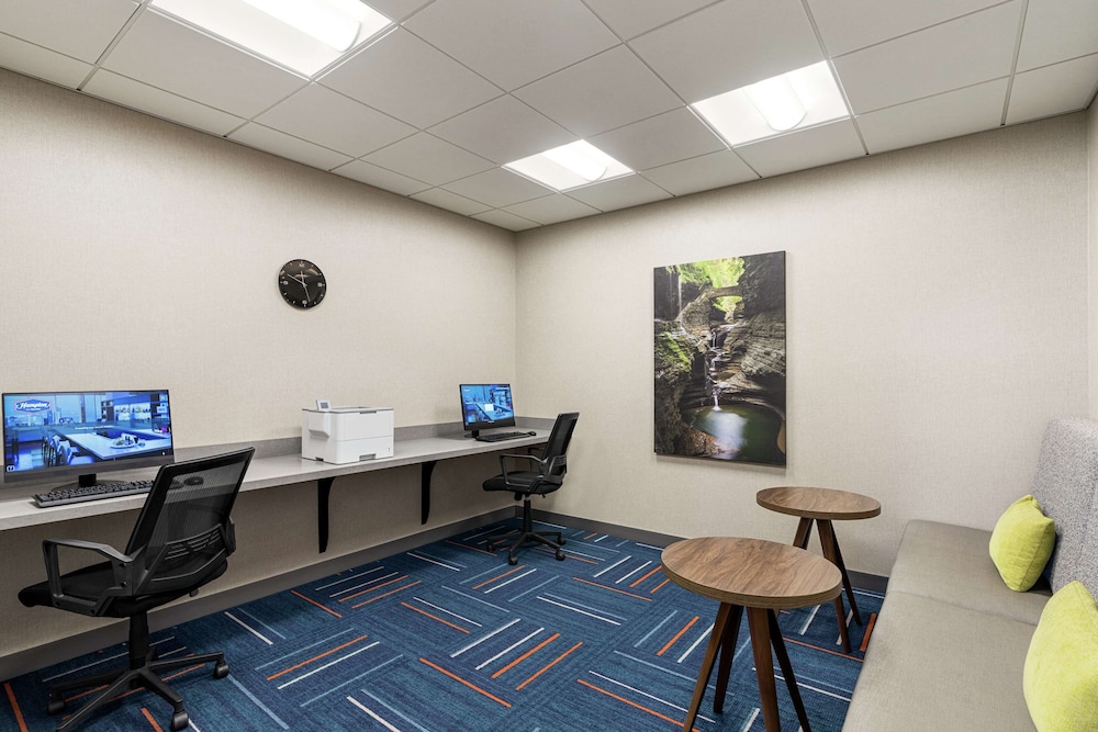 Hampton Inn & Suites Olean - photo 68