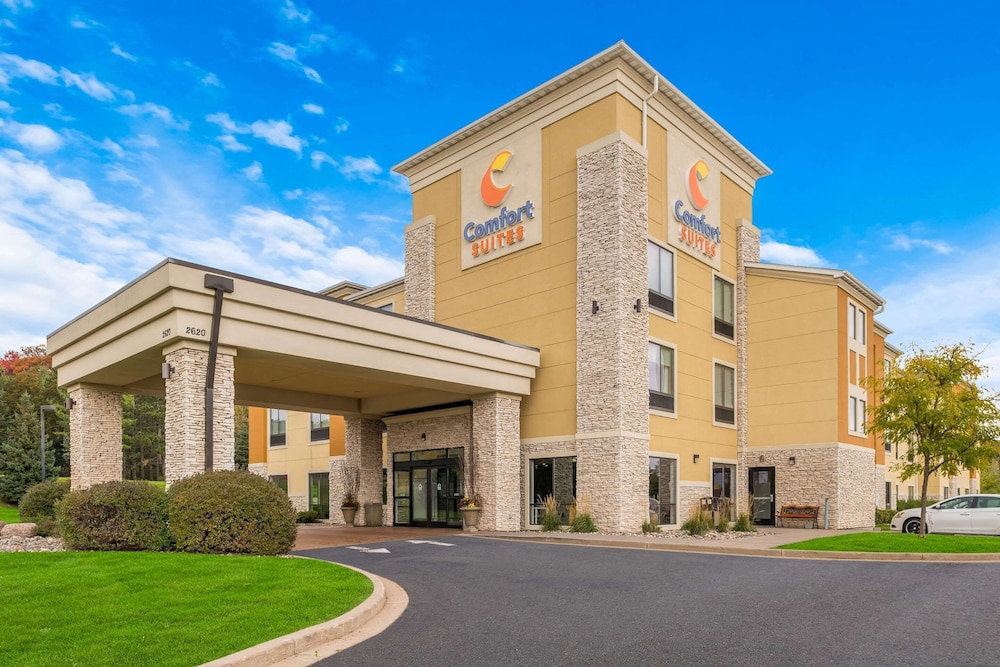 Comfort Suites Hudson I 94 - photo 27