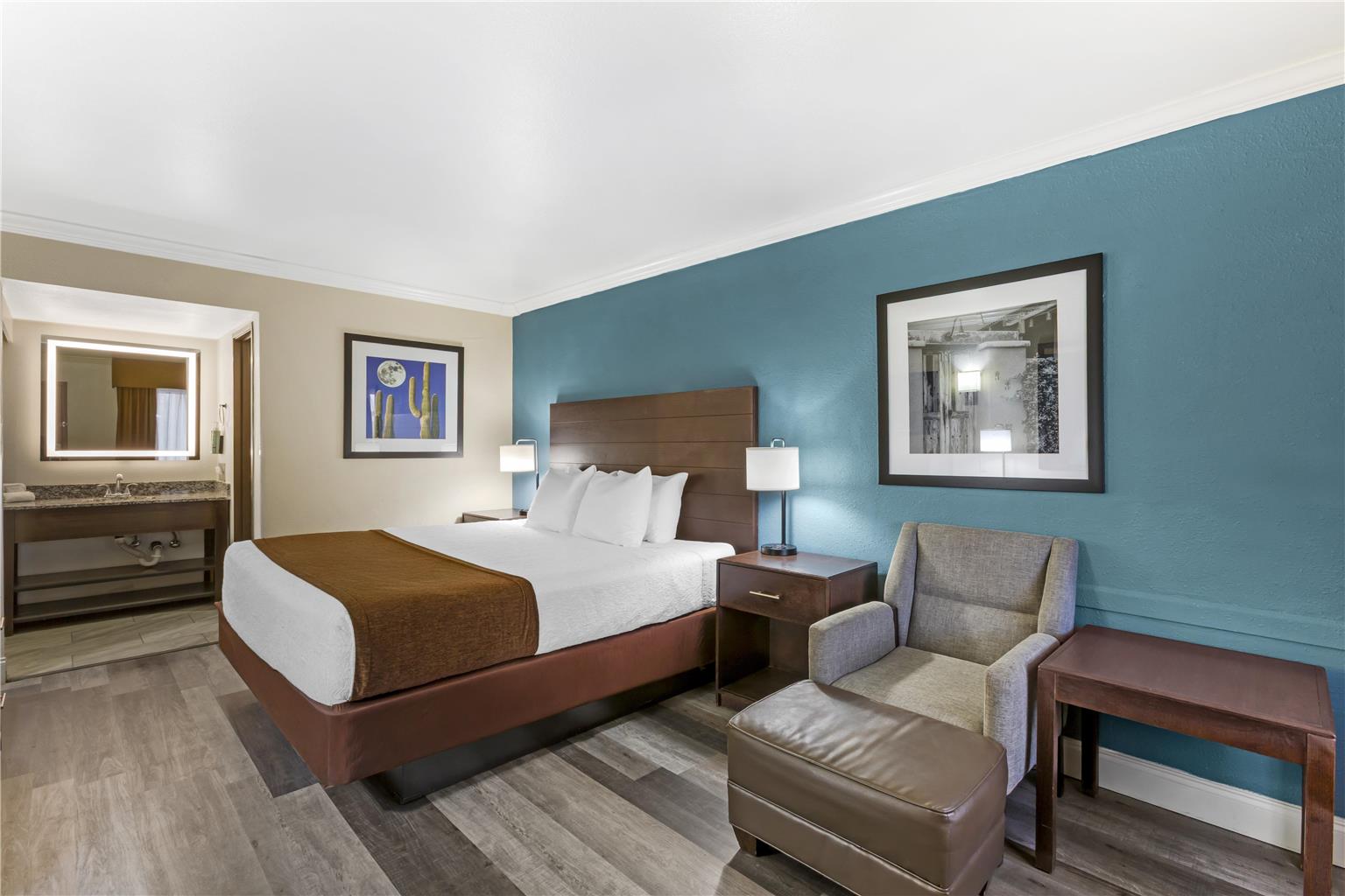 Best Western InnSuites Tucson Foothills Hotel & Suites - photo 29