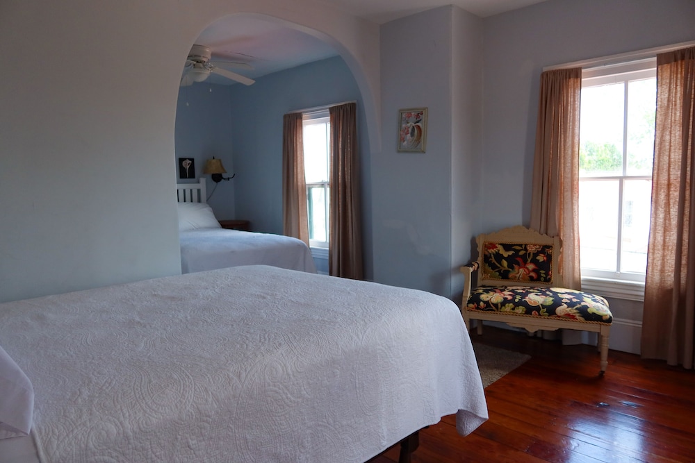 Chalfonte Hotel - photo 6