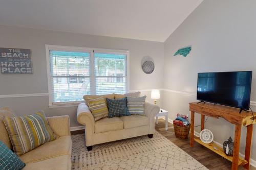 Nanas Nest by Oak Island Accommodations - photo 48