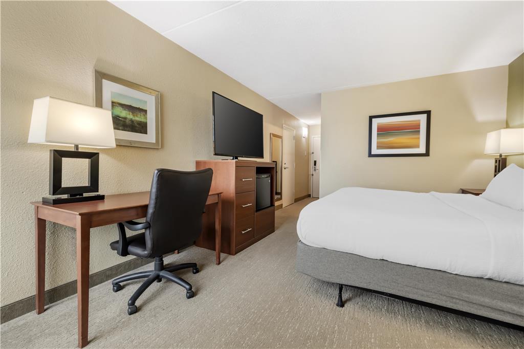 Best Western Fairmont - photo 8