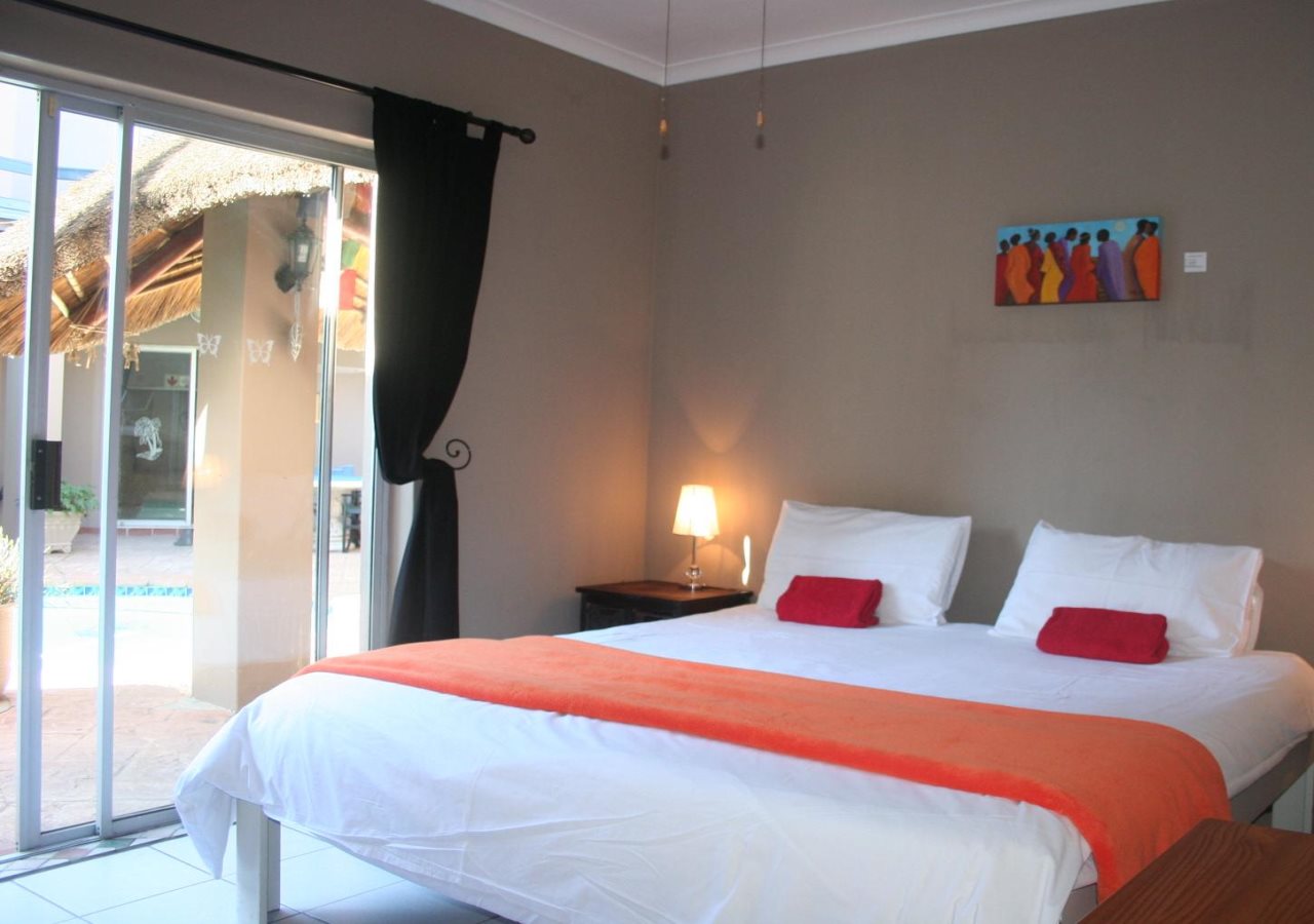 Colors Of Cape Town Lodge Hostel Backpacker