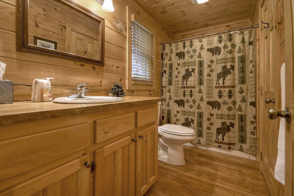 Grin Inn Bear It - photo 21