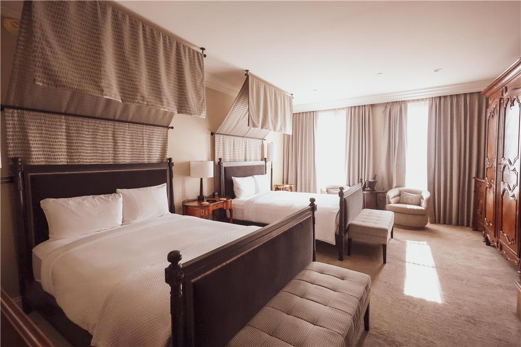 27 North - carbon neutral hotel in Healdsburg