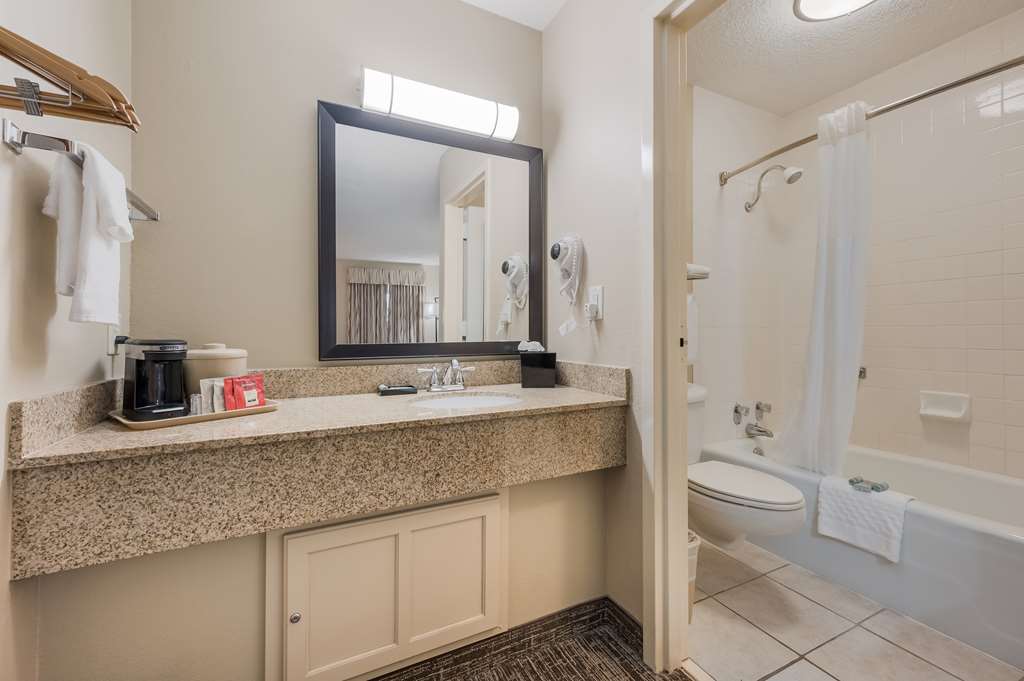 Best Western University Inn - photo 21