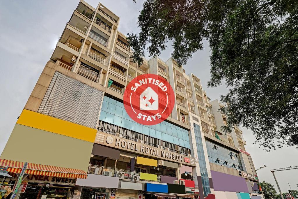 Hotel Royal Mansion Gandhinagar in Gandhinagar, India