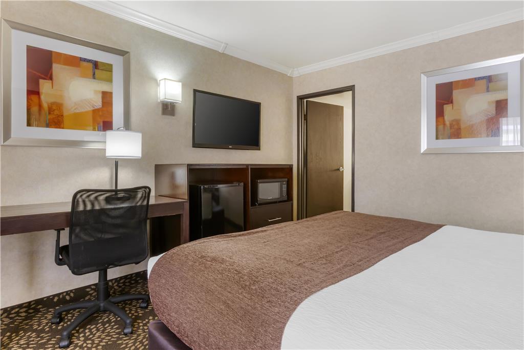 Best Western InnSuites Tucson Foothills Hotel & Suites - photo 81