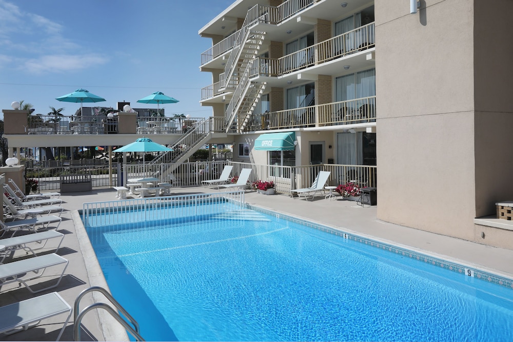 Aquarius Oceanfront Inn in Wildwood, United States