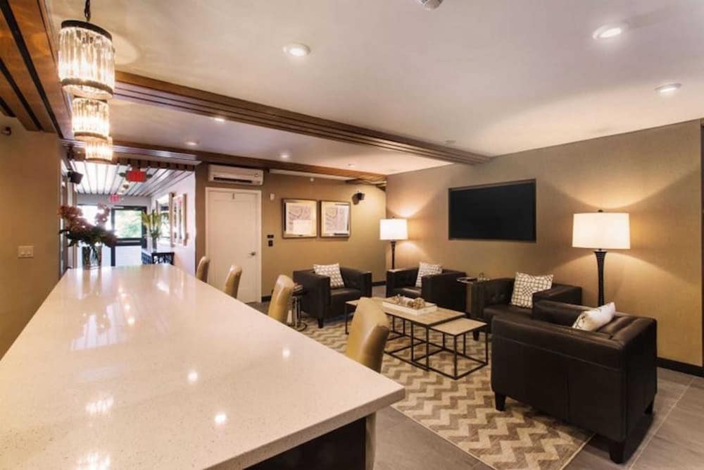 Knickerbocker Yacht Hotel - photo 4