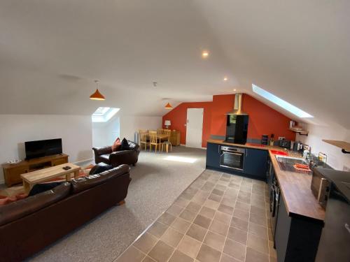 stylish and modern Spacious 2 bedroom apartment — 4-Star Luxury Hotel in Hereford, United Kingdom