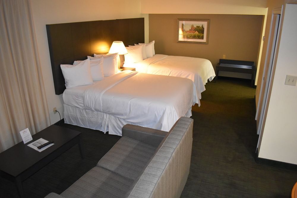 Hawthorn Suites by Wyndham Miamisburg Dayton Mall South - photo 24