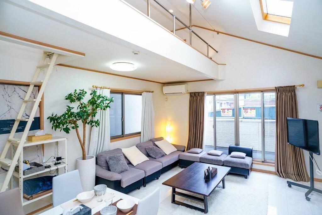 Kinshichō Whole house for Family Early Check IN OK — 4-Star Luxury Hotel in Tokyo, Japan