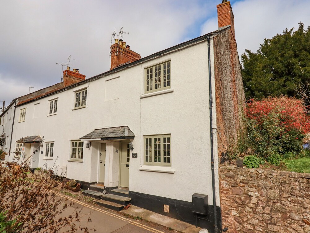 Bodkin Cottage — 4-Star Luxury Hotel in Minehead, United Kingdom