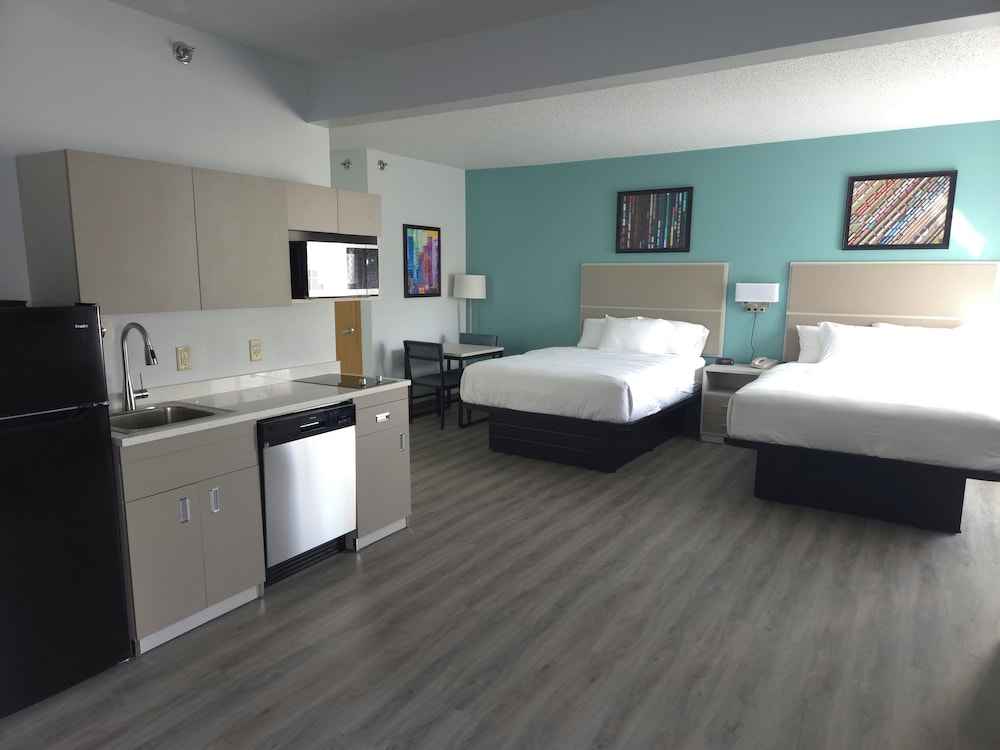 MainStay Suites LeClaire Quad Cities - photo 7