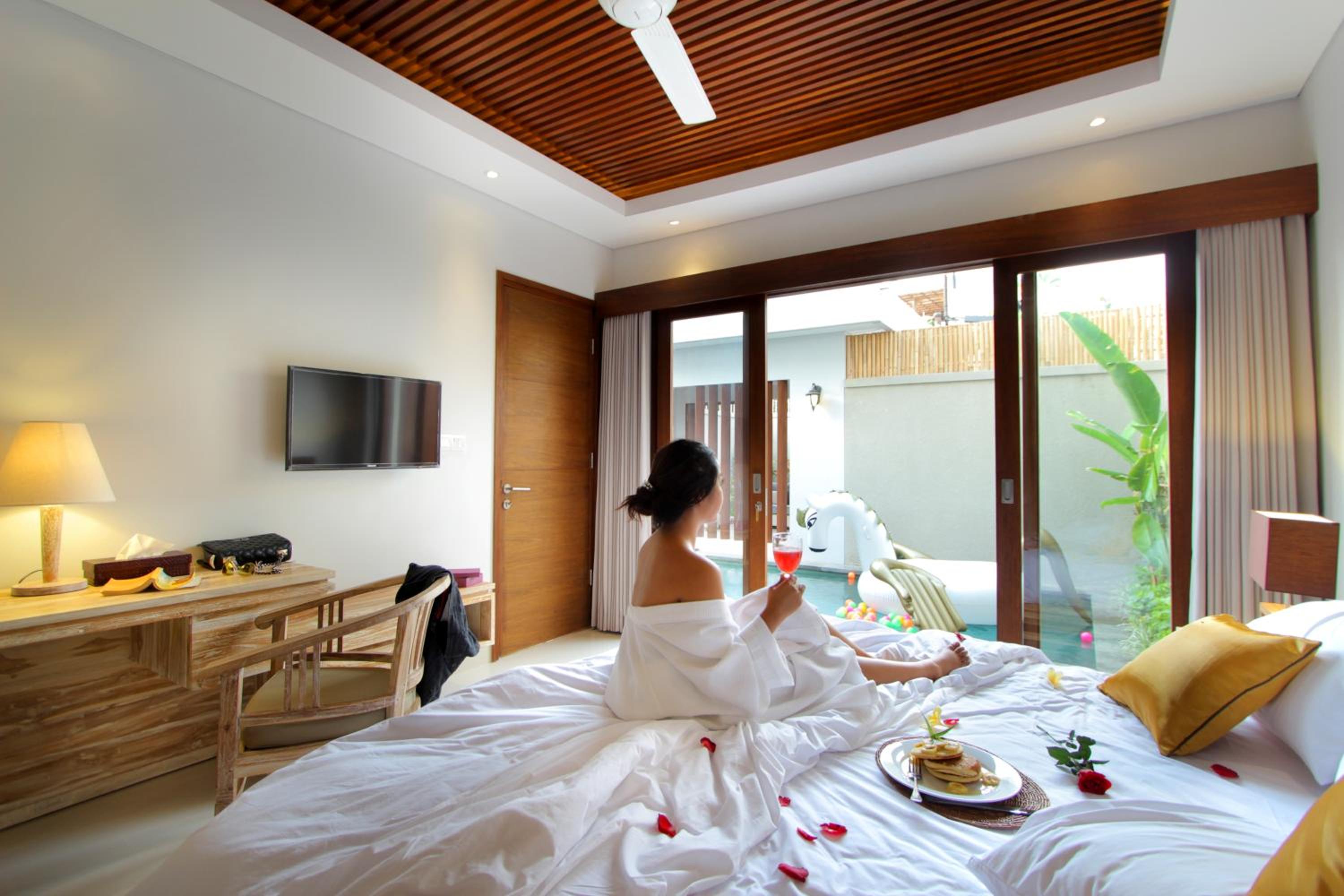 The Murdha Villa — 4-Star Luxury Hotel in Seminyak, Indonesia