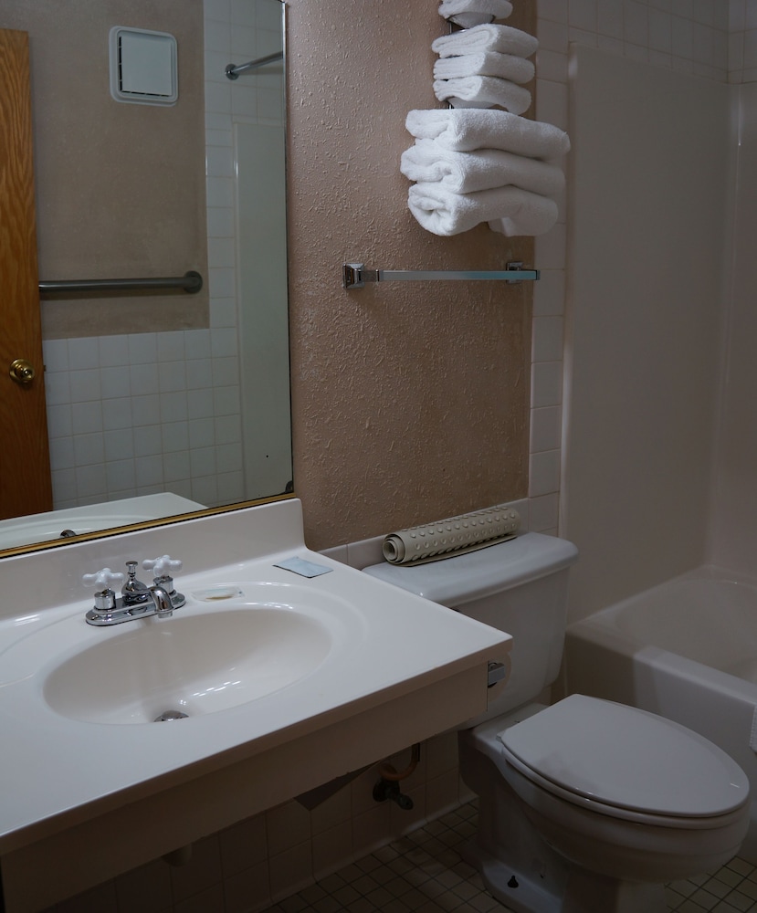 Fort Randall Casino Hotel - photo 12