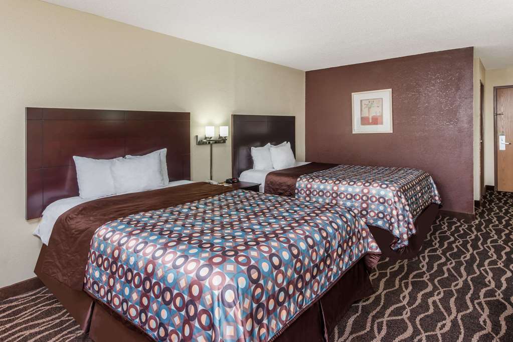 Days Inn & Suites by Wyndham Casey - photo 9