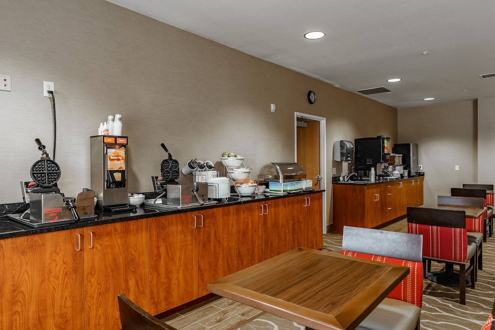 Cobblestone Suites Ripon - photo 39