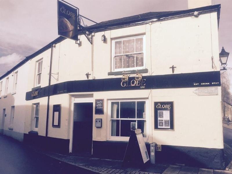 The Globe Inn — hotel in Buckfastleigh