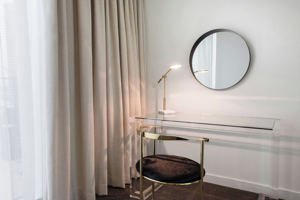 The Laura Hotel Houston Downtown Autograph Collection - photo 31