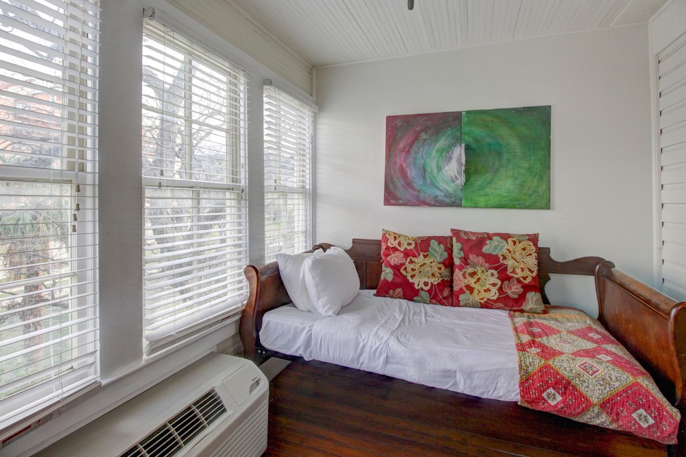 Inn on the Riverwalk - photo 38
