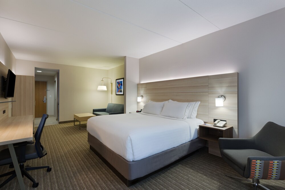 Holiday Inn Express Hotel & Suites Tavares Leesburg by IHG - photo 11
