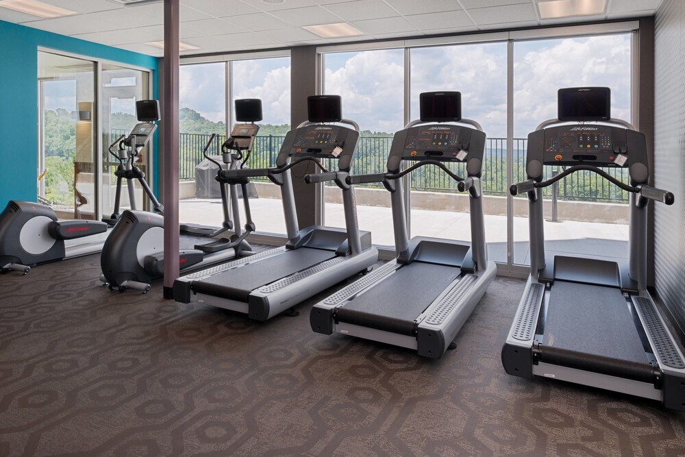 Fairfield Inn & Suites by Marriott Huntington - photo 16