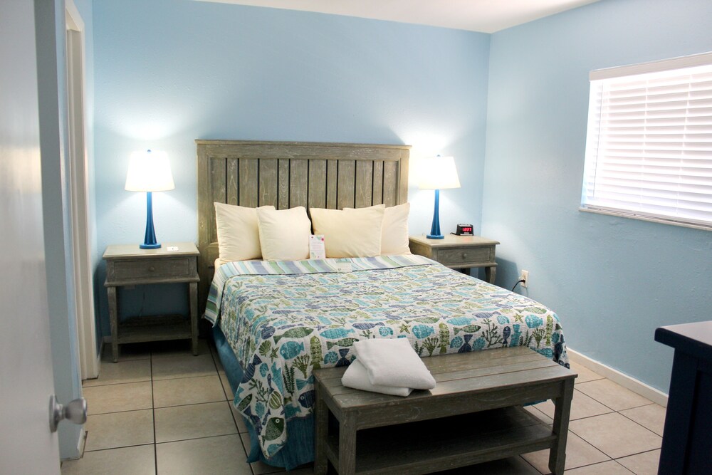 The Bay Inn at Lani Kai - photo 24