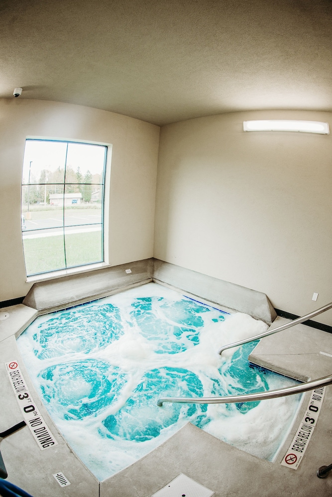 Cobblestone Hotel & Suites International Falls - photo 31