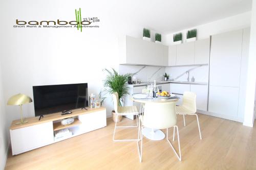 Lovely Terrace Apartment Porta Romana District Milan — 4-Star Luxury Hotel in Milan, Italy
