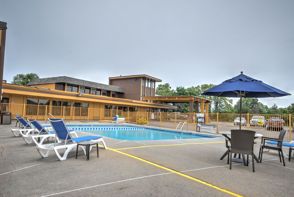 Quality Inn Big Sky - photo 37