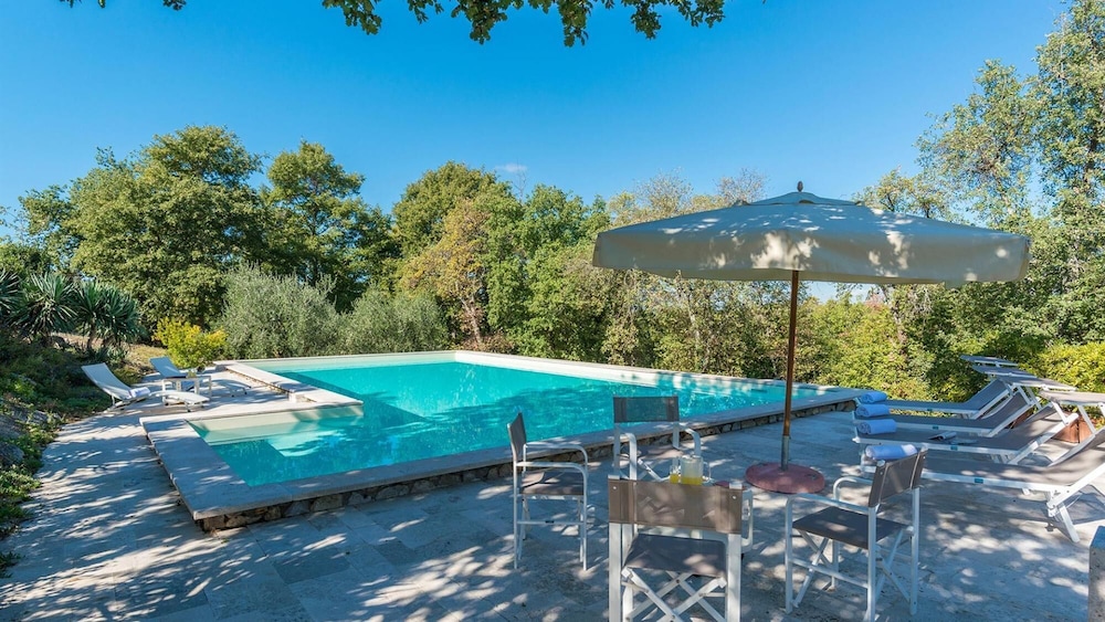 Fortilizio 6 in Rapolano Terme — 4-Star Luxury Hotel in Rapolano Terme, Italy