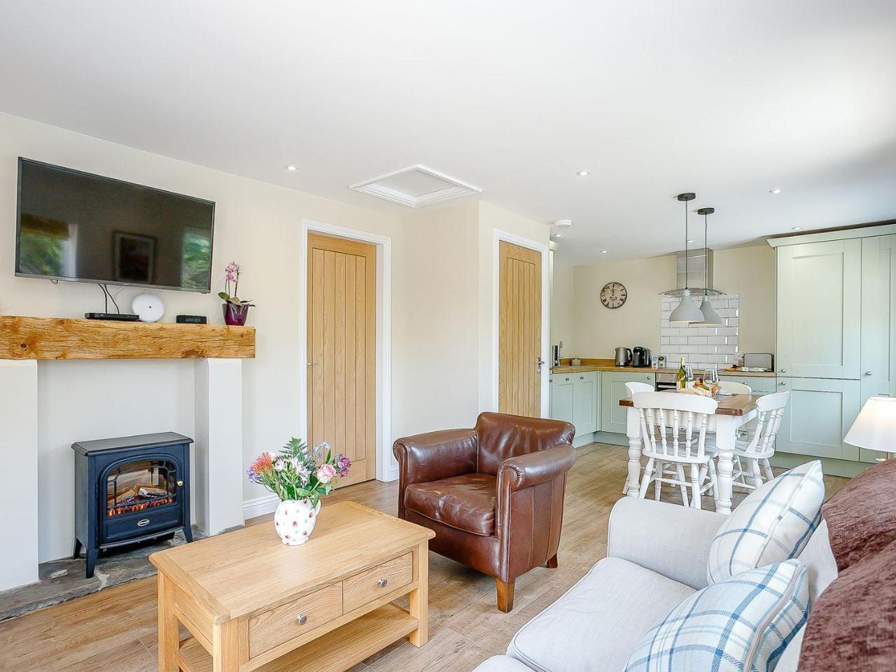 Wits End Cottage — 5-Star Luxury Hotel in Horncastle, United Kingdom