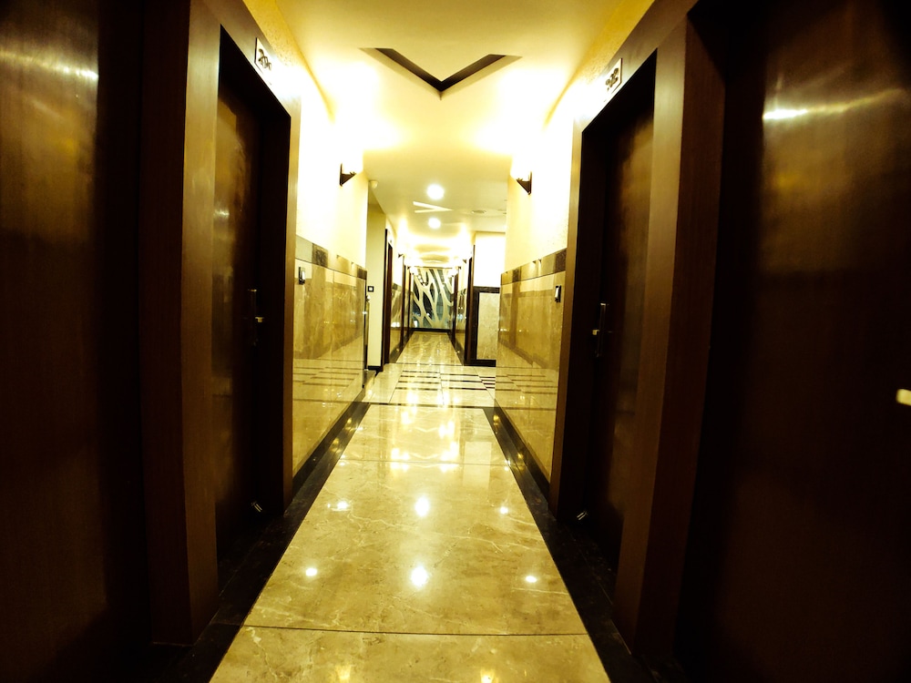Hotel Orchid Inn