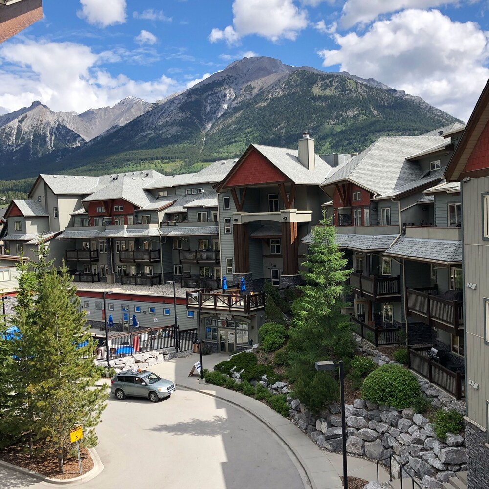 Lodges at Canmore in Canmore, Canada