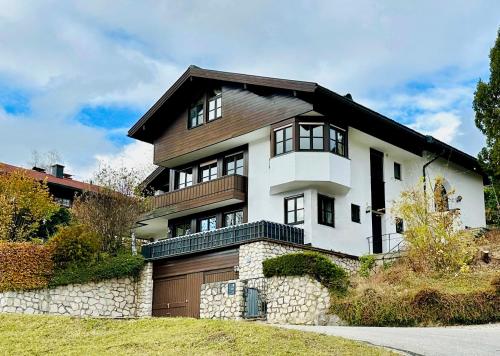 Ferienwohnung Suite Mathilda — 4-Star Luxury Hotel in Reit Im Winkl, Germany