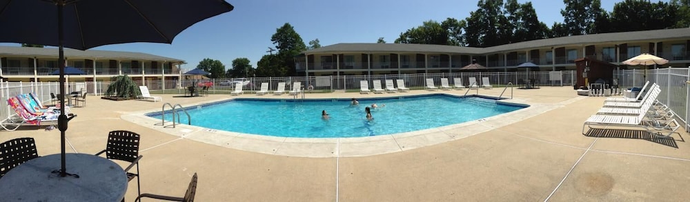 Crystal Inn Eatontown - photo 14