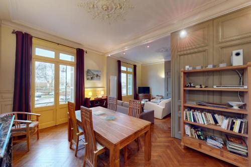 L Avant Port Stunning View of Honfleur S Outer Harbor 53 M 4 Guest in Honfleur, France