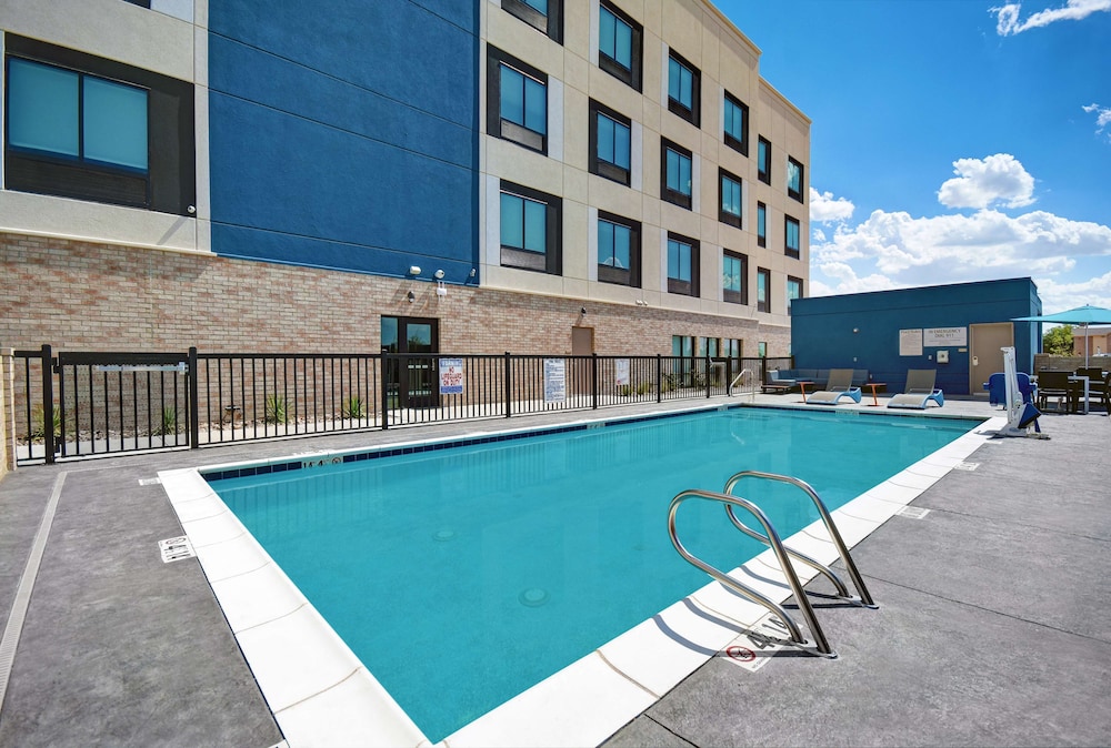 Hampton Inn Midland South - photo 18