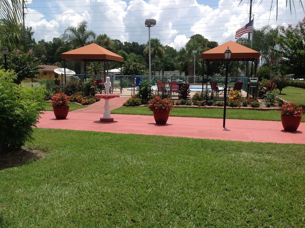 Silver Princess Motel - photo 19