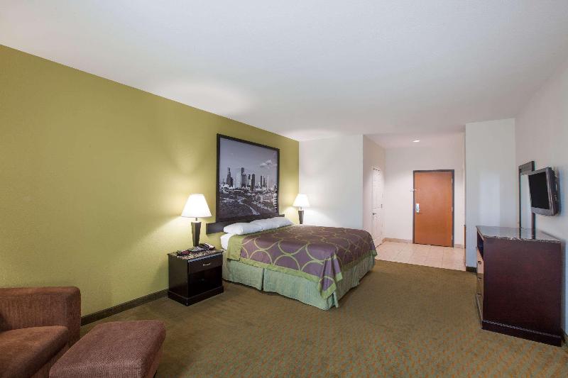 Super 8 by Wyndham LaPorte - photo 9