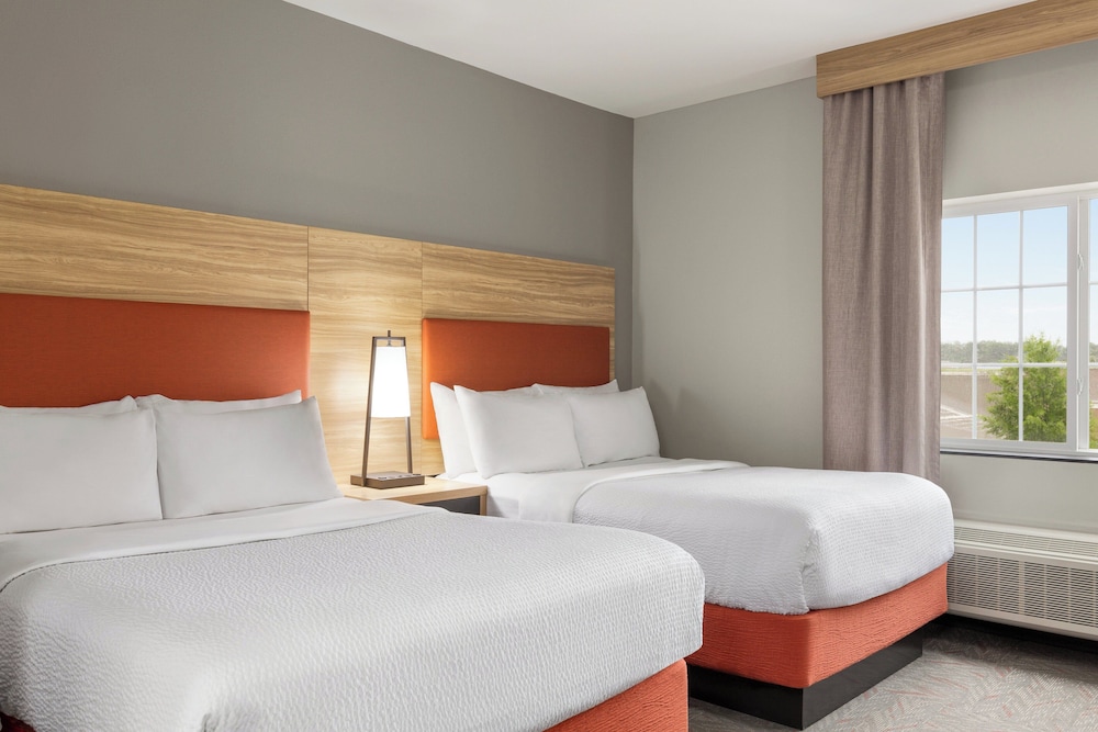 Candlewood Suites Tuscaloosa by IHG - photo 25