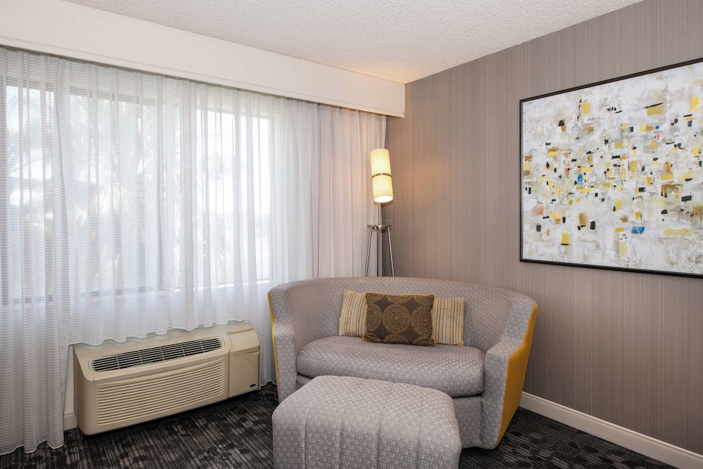 Courtyard by Marriott Newark Silicon Valley - photo 19