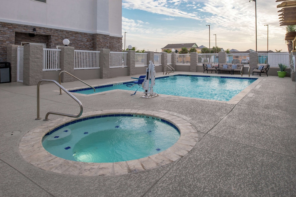 Hampton Inn & Suites Port Aransas - photo 23