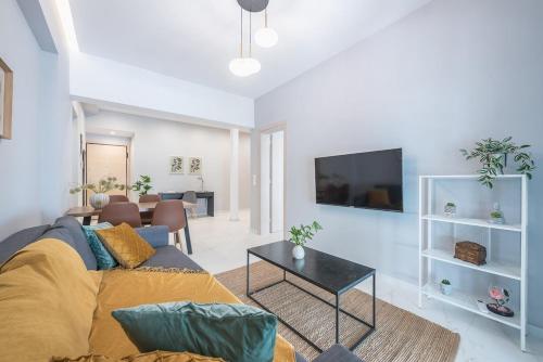 Top Ten Lux in Kallithea, Greece