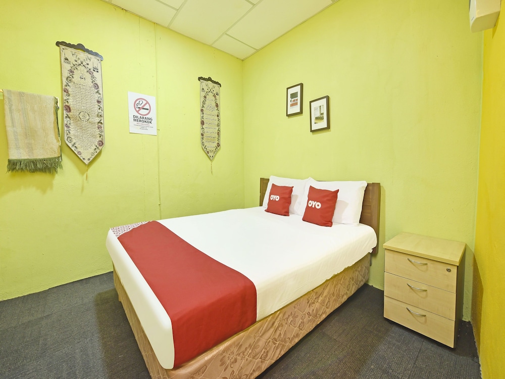 Oyo 90535 Wakaf Bharu Inn in Tumpat, Malaysia